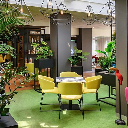 Hotel Novotel Evry Courcouronnes Екстер'єр фото