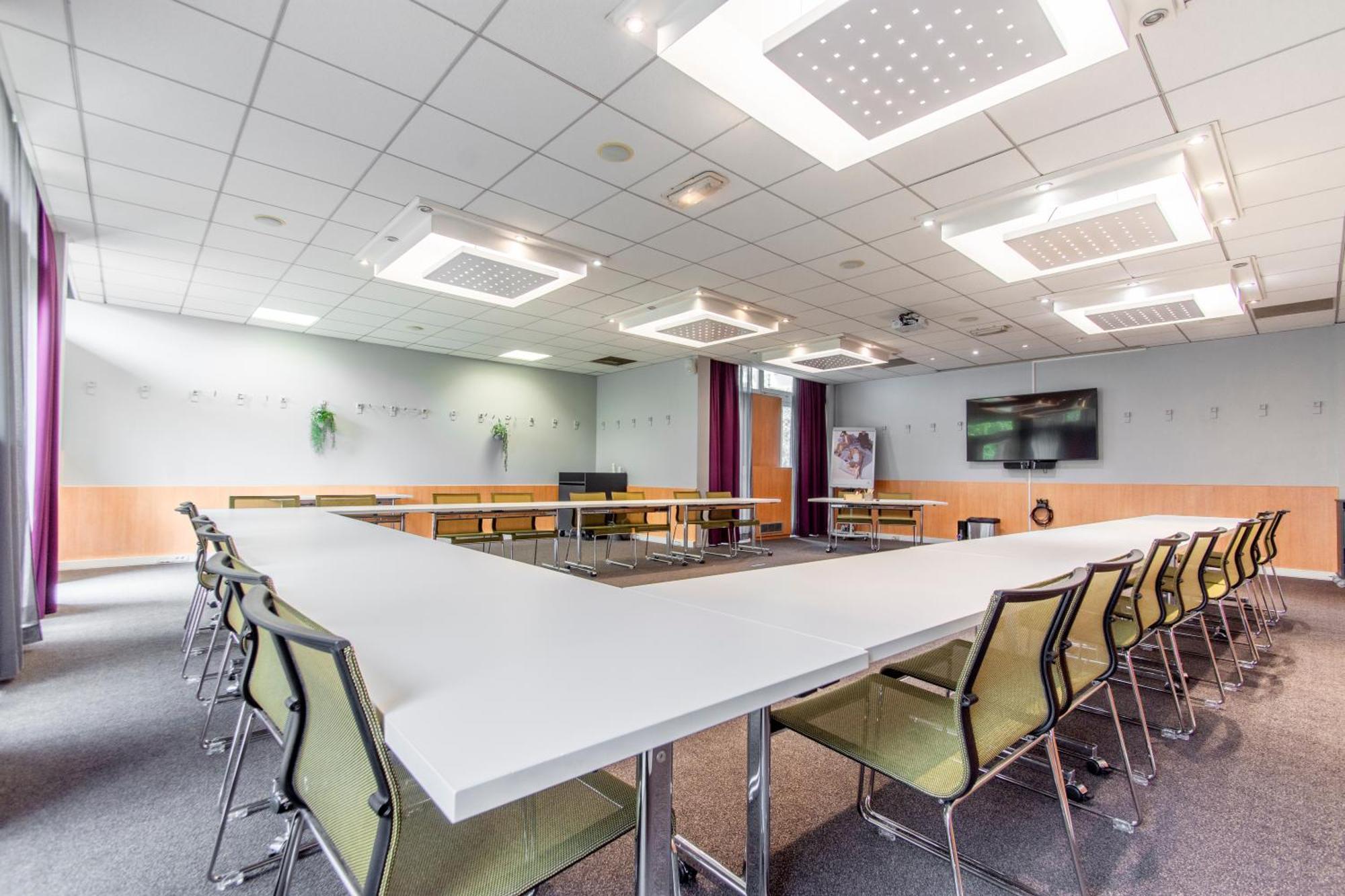 Hotel Novotel Evry Courcouronnes Екстер'єр фото
