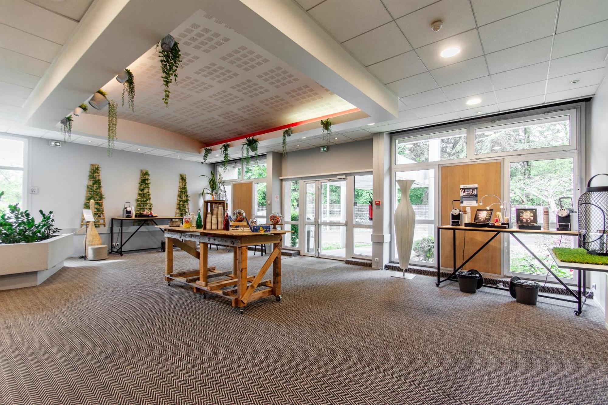 Hotel Novotel Evry Courcouronnes Екстер'єр фото