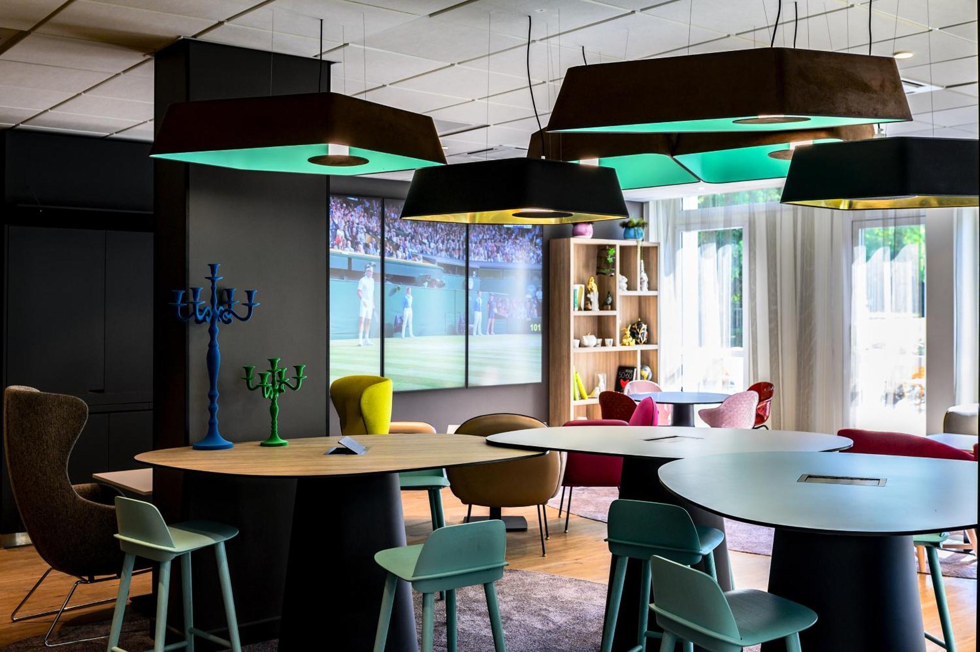 Hotel Novotel Evry Courcouronnes Екстер'єр фото
