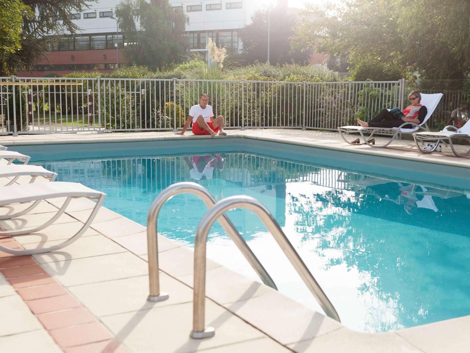 Hotel Novotel Evry Courcouronnes Екстер'єр фото