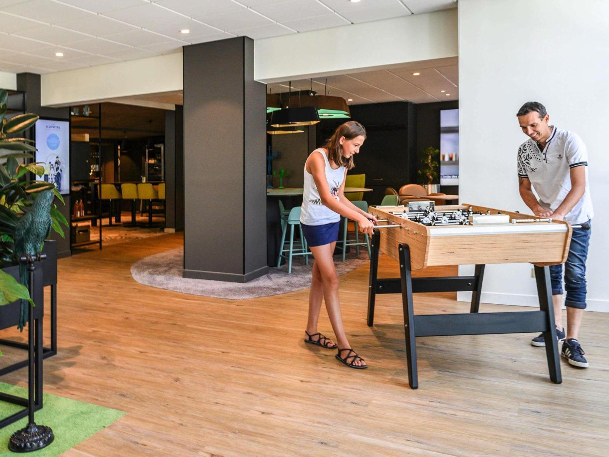 Hotel Novotel Evry Courcouronnes Екстер'єр фото