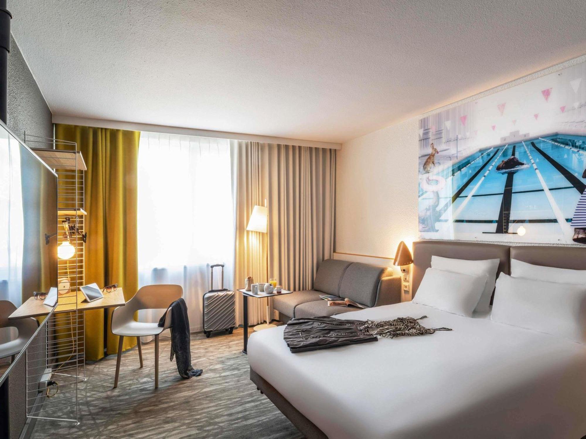 Hotel Novotel Evry Courcouronnes Екстер'єр фото
