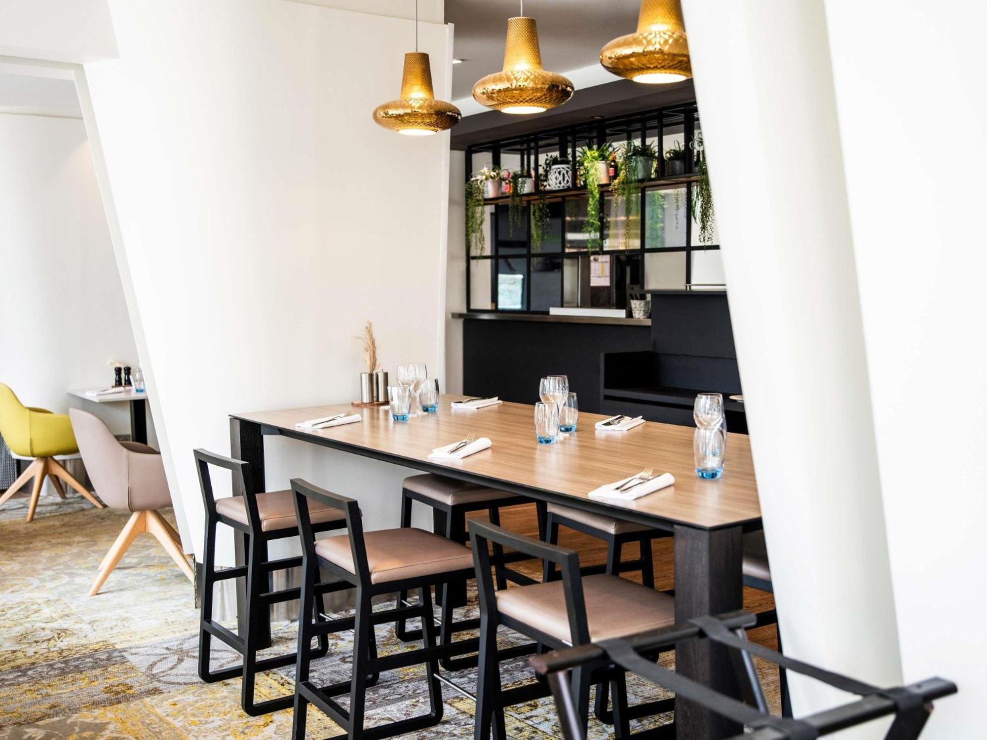 Hotel Novotel Evry Courcouronnes Екстер'єр фото