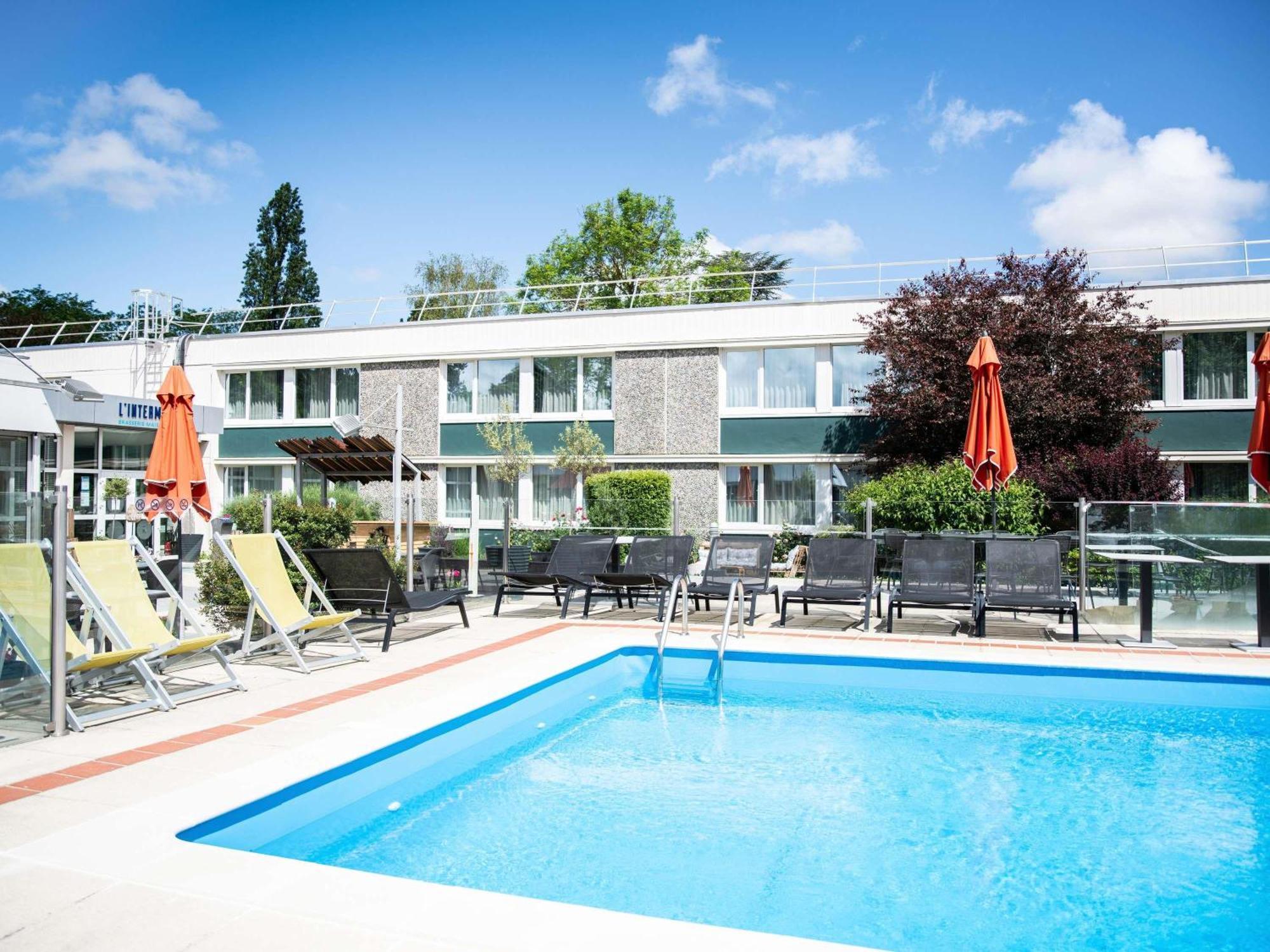 Hotel Novotel Evry Courcouronnes Екстер'єр фото